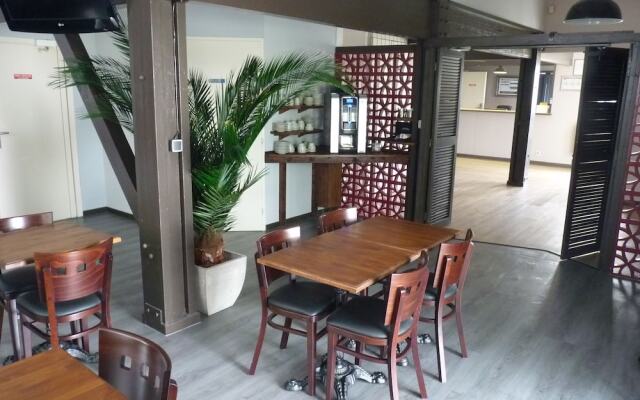 Hôtel Wood Inn Bordeaux Aeroport