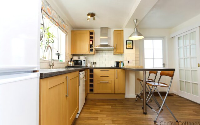 Croyde White House 4 Bedrooms