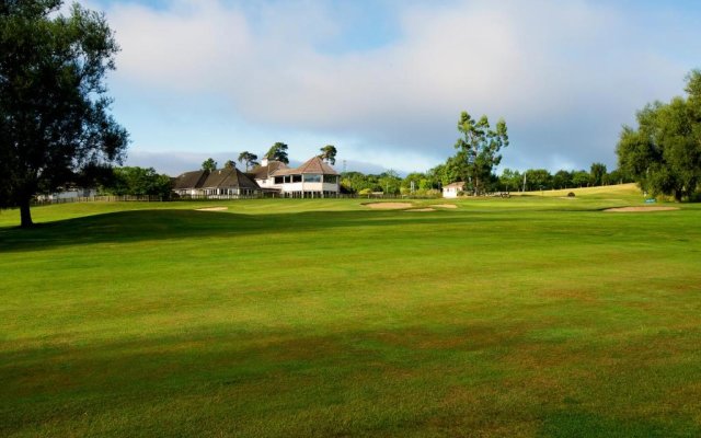 Sandford Springs Hotel & Golf Club