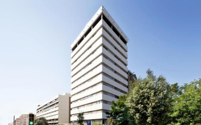 Residencia Universitaria Resa Lesseps