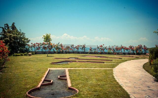 Menada Privilege Fort Beach