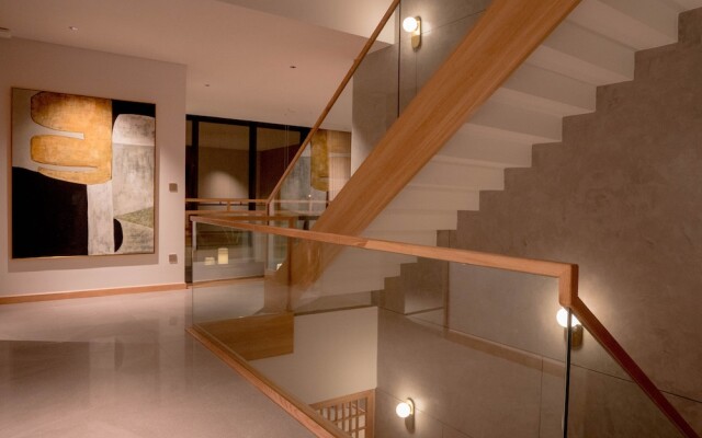 Icity Oneriver Luxury Villa