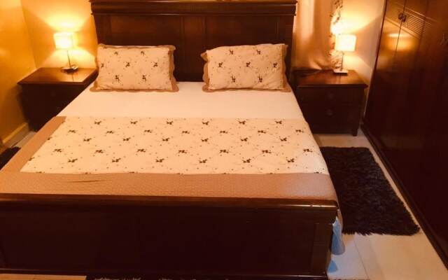 Brusubi 2-beds, Sleeps 6, Pet Friendly & Parking
