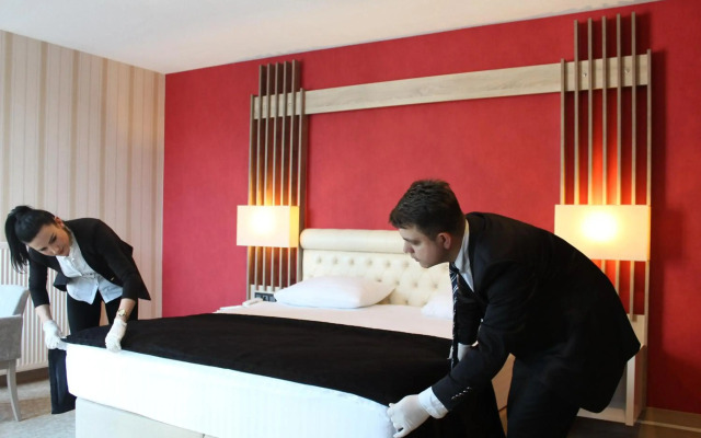 Neba Royal Hotel