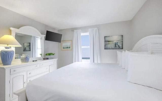 Tradewinds 806 2 Bedroom Condo