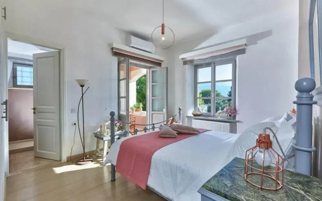 Villa Rouga in Xirosterni