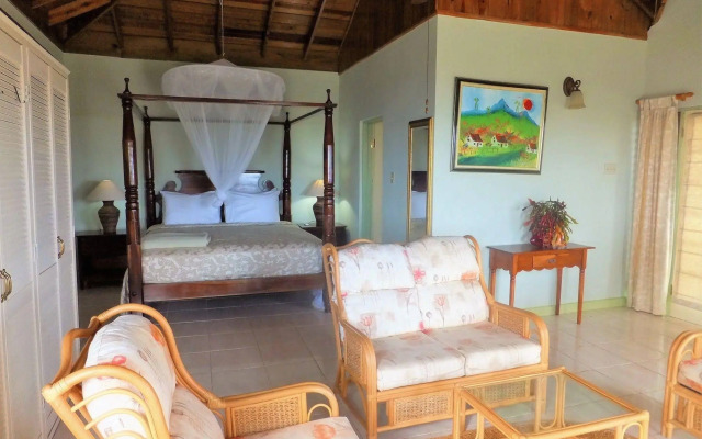 Pimento Lodge
