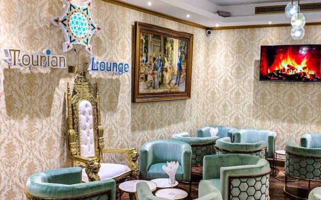 Tourian Lounge Hotel