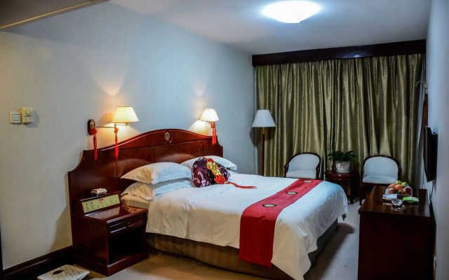 Weihaiwei Hotel