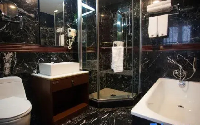 Tingyue Hotel