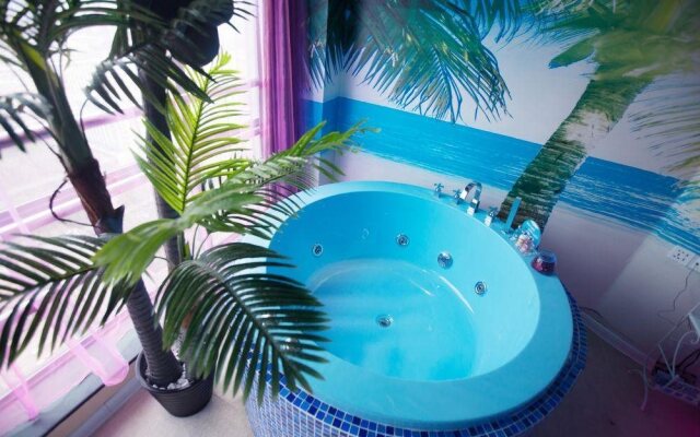 Love Romantic Scene Hotel