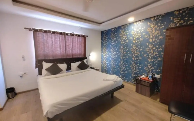 OYO Flagship 14647 Hotel Grand Majesty