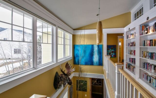 Bozeman - Beach Escape