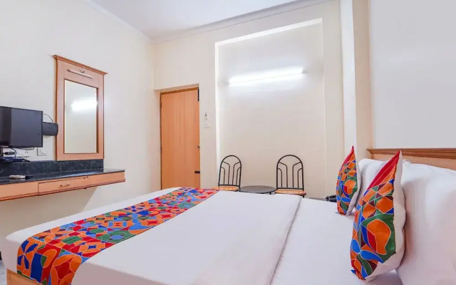 Hotel ESS Paradise
