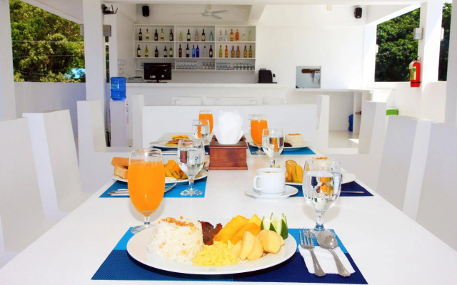 Coron Bluewave Hotel