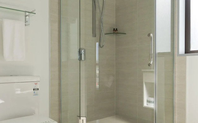 239 on Lincoln Motel