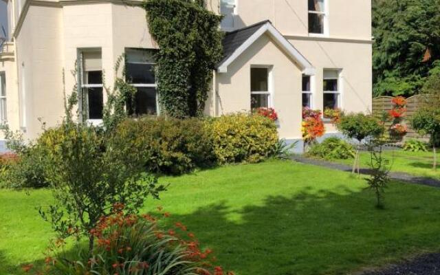 Galway Manor Banba House Sleeps 2-26