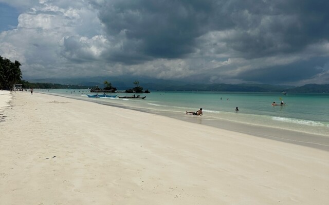 Boracay Sea View Hotel