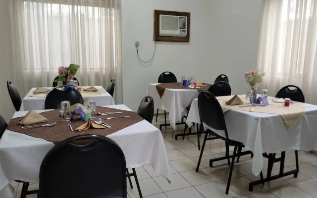 Hans Place Hotel