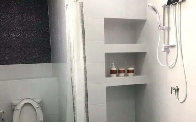 Baan Mae Suvarnabhumi Airport