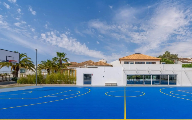 Golden Club Cabanas