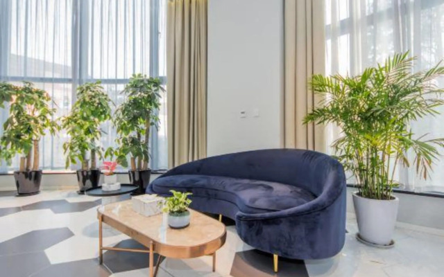 Meishi Hotel(Shanghai Changjiang South Road Store)