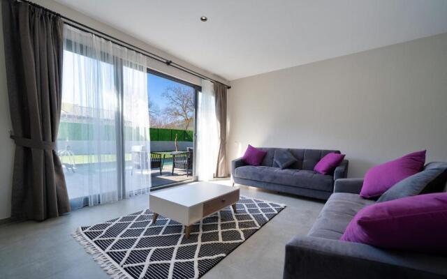 2 Bedroom Private Villa with swimming pool