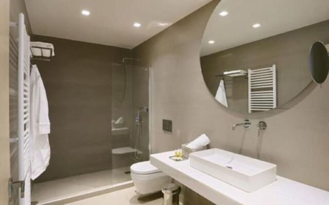 Fivos Luxury Suite in Athens Center