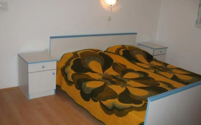 Beach Heaven Apartments