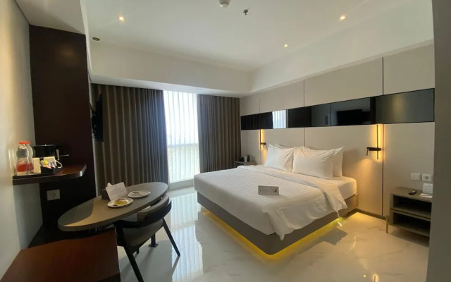Grand Whiz Hotel Praxis Surabaya