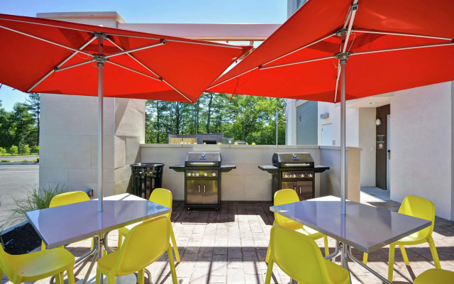 Home2 Suites by Hilton Queensbury Lake George