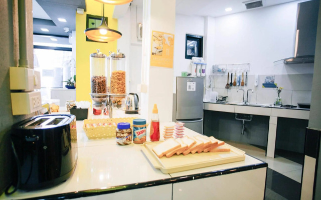D-Well Hostel
