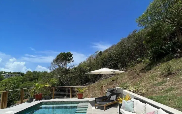 Villa Adina - Sleeps 7 - Pool - Parking - Garden