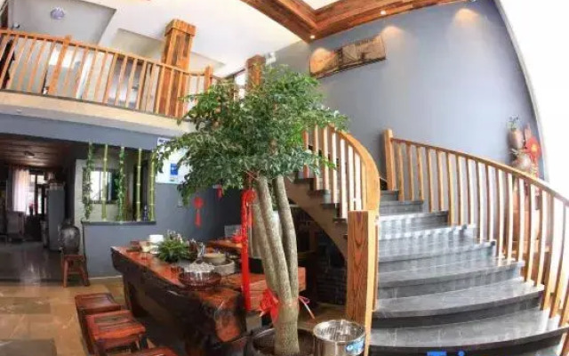 Xianju Xiangye Hanshe Inn (Shenxianju Tourist Center Branch)