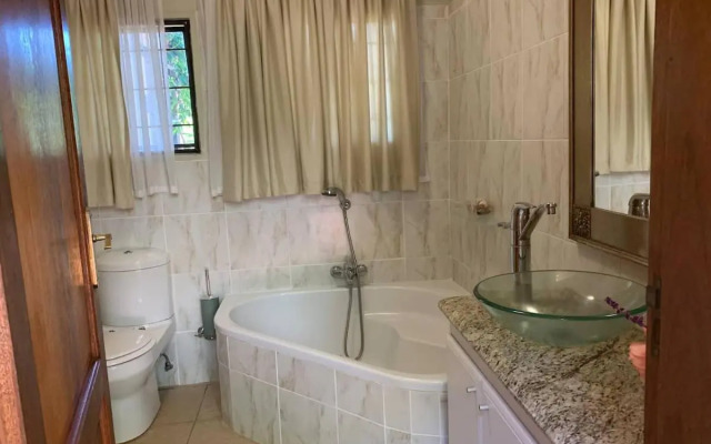 Mountain Rose Guesthouse