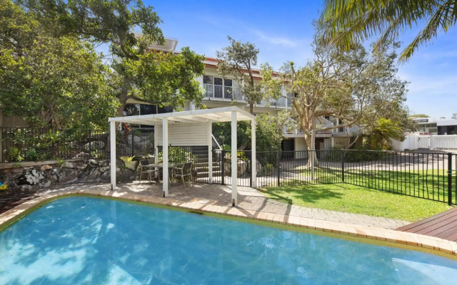 Peregian Beach Apartment