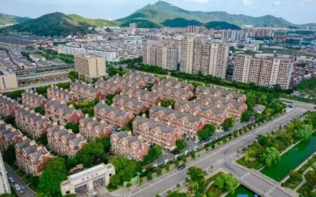 Zhujiajian Miaojing Mountain House Inn