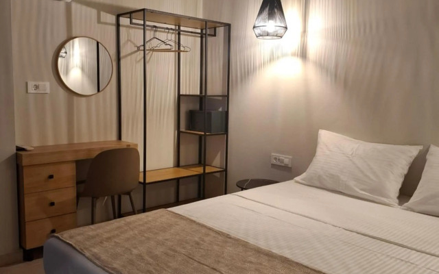 Platon Hotel