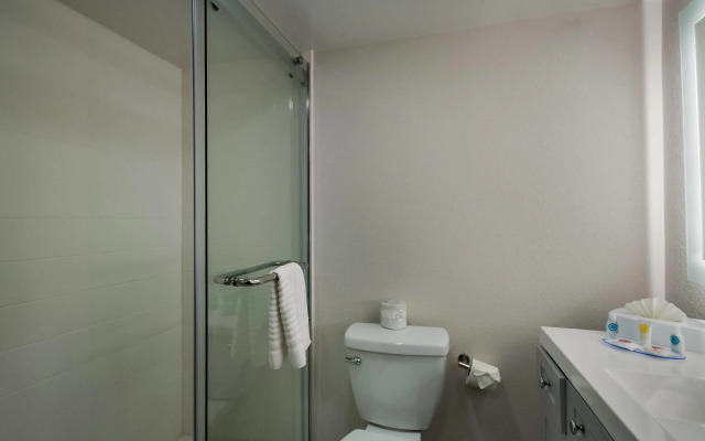 Comfort Inn Falls Church - Tysons Corner