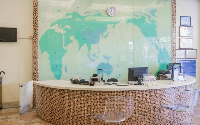 Green Oasis Hotel