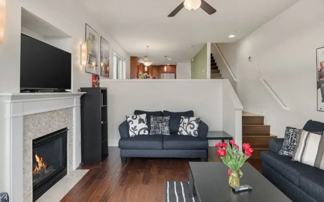 Seattle Vacation Home: The Depot
