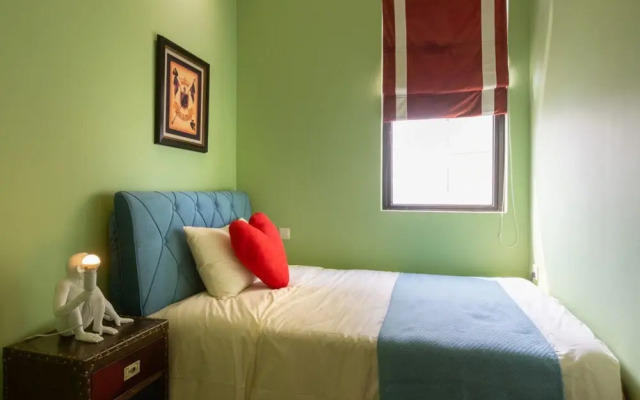 Locals Boutique Apartment Qianshan No.4