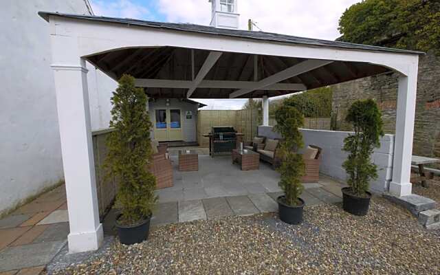 The Carriage Houses at Beechpark House