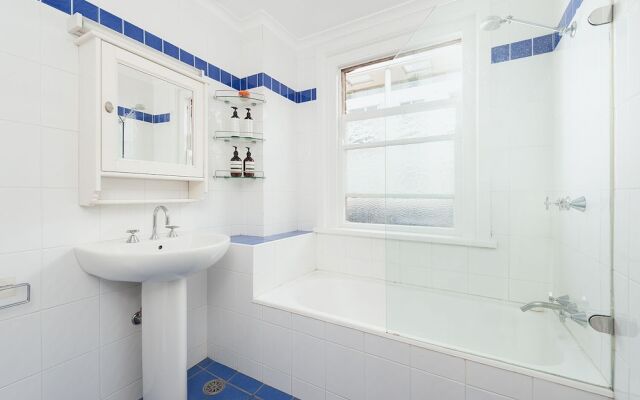 Salty'S 2 Bedroom Beach Home