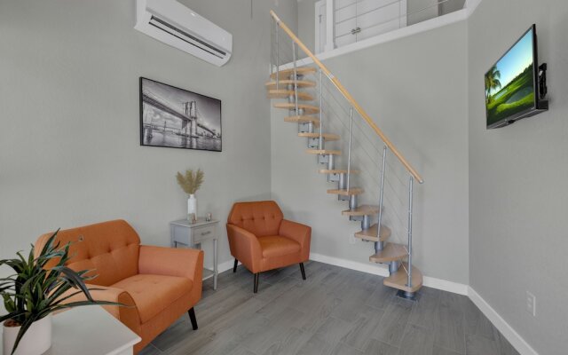 Cozi Combo BBQ Movie Lounge