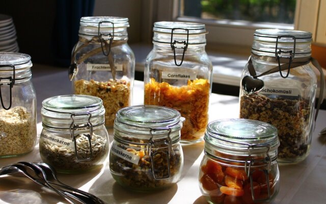 Schlösschen Sundische Wiese