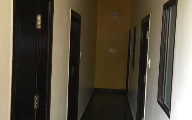 Navarathna Residency