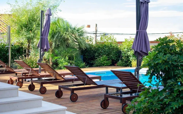 Villa Grey