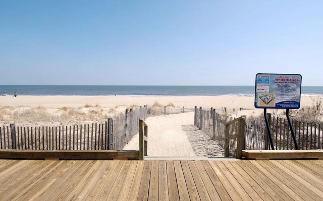 Henlopen Unit 511 by Long & Foster