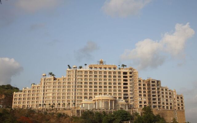 Imperial Grand Palace Hotel